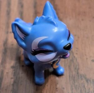 Monster High Clawdeen Wolf Pet Animal Figure Mattel Purple G3
